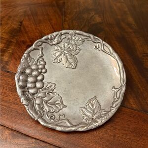 Arthur Court Cheese Plate 2001 8” Diameter